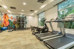 Alejandria 1202 · 12th floor Luxe Condo Poblado with Private Jacuzzi - Image 4