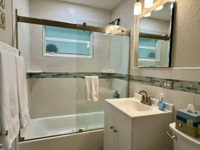 4850 Coral - Dog Friendly Home with Pool by the Be - Image 2