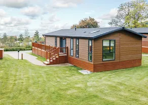 Brunel Premier Elegance Lodge 3 - Image 3