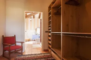 Elegant 4 bedroom villa in Mancor de la Vall - Image 3