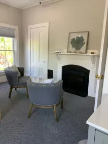 Holbrook House - Image 2
