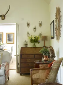As featured in 25 Beautiful Homes, the Manor Stables offers 4*comfort and luxury - Image 5