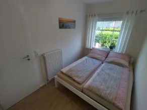 Quiet and central ground floor apartment - Image 3