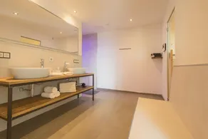 Stoahaus - 140 sqm earth house with private spa - Image 4