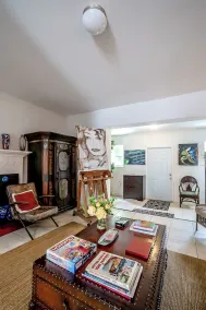 Artful 4BR Family Retreat - Image 2