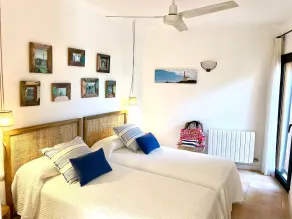 Beautiful Villa With Sea Views - Image 3
