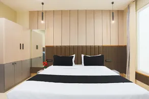Deluxe Hotel Heritage Plaza - Image 3