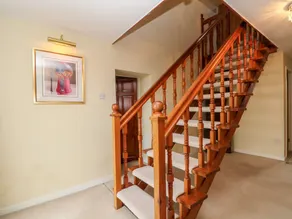 MOODY HOUSE FARM, pet friendly, character holiday cottage in Chorley - Image 2
