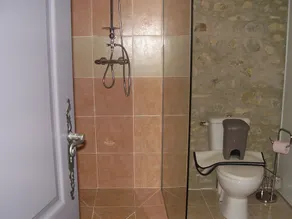cottage 8 pessoas 4 dormitórios 3 estrelas em uma fazenda cercada por vinhedos - Image 3