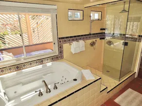 La Brisa - One Block from the Beach - Image 2