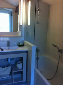 Apartment, facing the sea, near the beach, 6 people, 2 bedrooms - Image 3