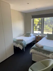 Manly - Free parking, WIFI, Office, Pool, Coffee Machine - Image 4