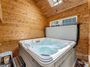 Lakefront Lodge w/ Indoor Hot Tub - Sleeps 19 - Image 3