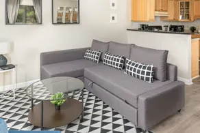 Ground Level UNC 2BR 2BA w/ Pool - Pet Friendly - Image 5