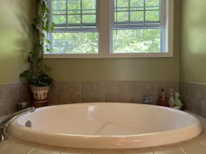 Fernwood Guesthouse Garden Room, 1 of 2, near Dreams Park and Arnold Lake - Image 2