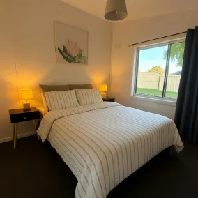 Longford Cottage - Image 4