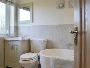 Plas Lodge - Image 2
