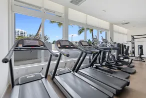 The Glamour of Upscale Downtown Ft. Lauderdale - Image 3