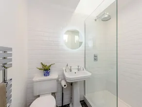 The Lodge at Oldbury Barns - Image 2
