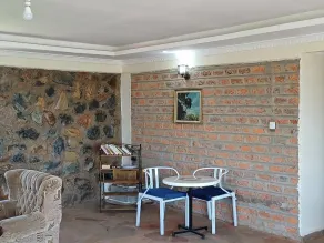 Hillbilly Bush Lodge  - Image 3