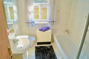 Charming Holiday Home With Natural Garden in Kaltennordheim-thuringia - Image 4