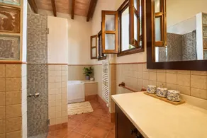 Maison de Charme - 6 pax, - Wifi gratuit - TV Sat - Piscine privée Salat - Image 4
