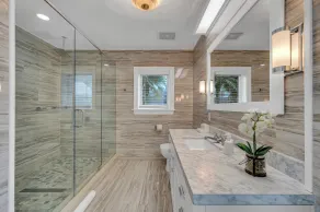 Private neighborhood Heated Pool Walk To Beach Lush Surroundings Harbor Key - Image 3