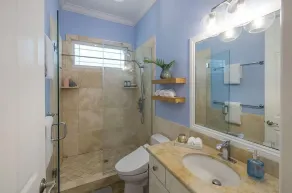 Steps from Kailua Beach, heated pool, gazebo, AC,  NO CLEANING FEE! - Image 3