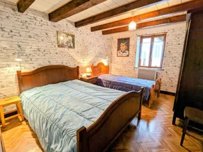 Rustic cottage in Laveline-du-Houx, near forest - Image 5
