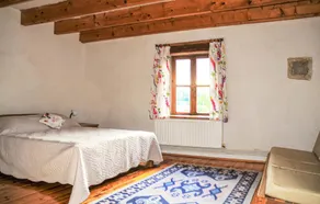 Stunning Home In Gigny - Image 3
