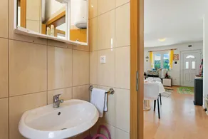 Haus in der Nähe des Roten Sees in Ricice - Image 4