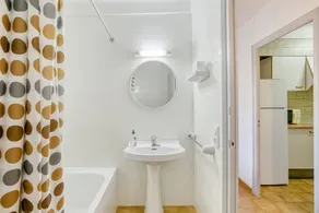 Apartment on the Paseo Marítimo '1-3' close to the Beach with Terrace & Wi-Fi - Image 2