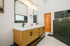 Dog-friendly home with private  hot tub, game room, fire pit, fireplace - Image 3