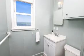 Soundfront, Dogs Welcome, Boat Slip, Water Access, & Panoramic Sound Views - Image 4