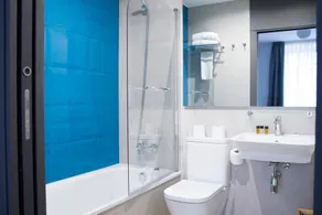 Lux Apartamentos Rosalia - Image 3