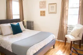 Beautiful 1st Floor Apartment & Amazing Shower - Image 4