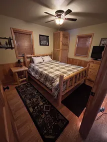 Northwoods waterfront Rhinelander Cabin getaway - Image 5