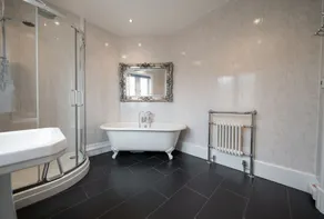 Double Ensuite Chapel Annex at The Oratory - Image 2