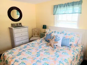 Charming 'Starfish Cottage' - Walk to Perch Pond and Great Bay - Image 4