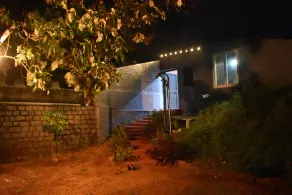 Brise cottage with private pool and pantry - Image 3