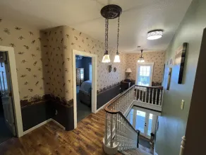 Grand home with views of the Mississippi! - Image 4