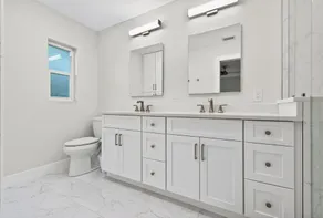 ST. ARMANDS CIRCLE, 3 Schlafzimmer, 3 Bäder, beheizter Pool - Image 3