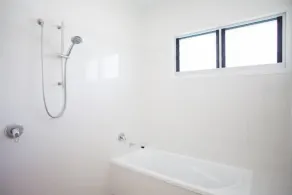 The Beach Holiday Home - Image 4