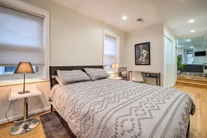 Apartment in Historic Old Town Alexandria , VA. - Image 5