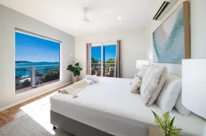 4 Bedroom Home  with Panoramic Ocean Views and pool - Image 5