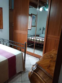 Villino indipendente con spiaggia privata sul lago - Image 3