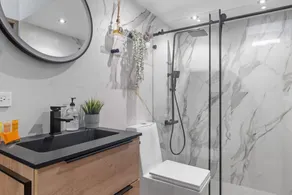 Urban Bliss Flat | Stylish 1-Bed in Best Location - Image 2