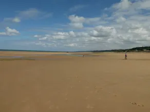 La Vallée II within walking distance of the sea - Image 3