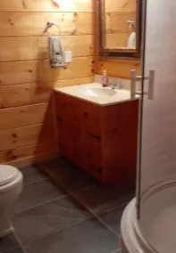 Privately Located  Creekside Honeymoon Couples  fully equipped  Cabin w jacuzzi - Image 3