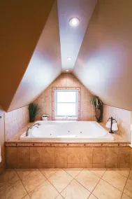 The Whitewater Inn - Image 3